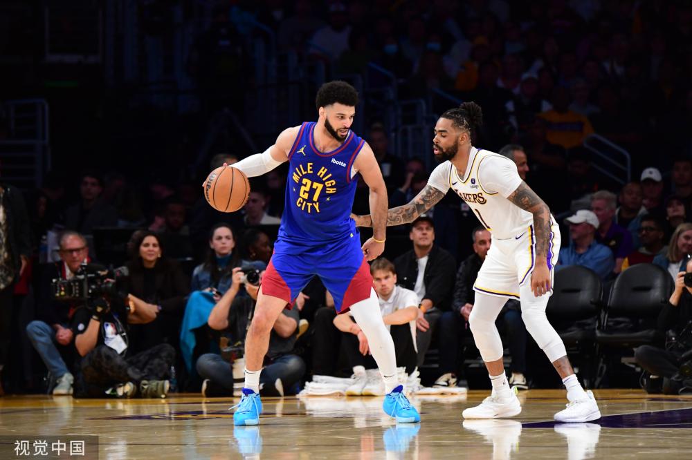 的所有观众 的所有观众